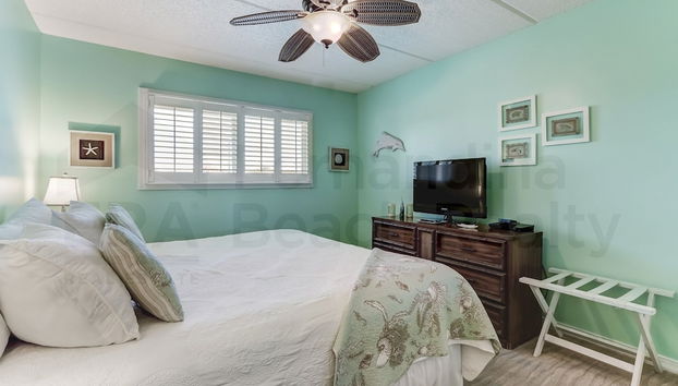 Seaboard Condo with Breathtaking Views of the Ocean by RedAwning - Foto 2, Habitación