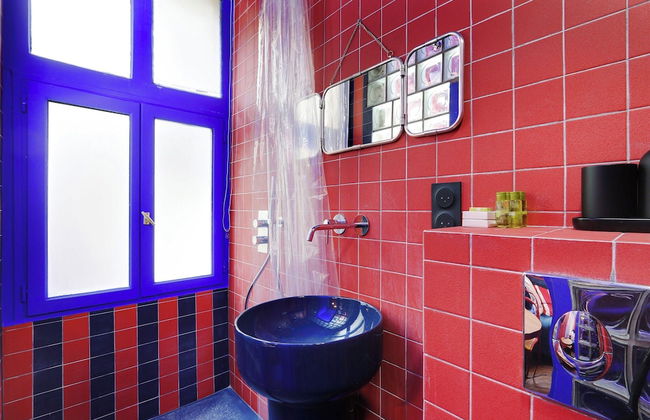 Cosy, Colourful Studio for 2 - Heart of "marais" - Foto 6