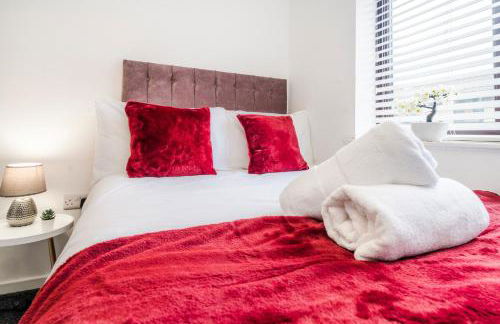 Great Location 2 Bedroom House in Nottingham, Private Garden, Fast Wi-Fi and Free Parking - Photo 47