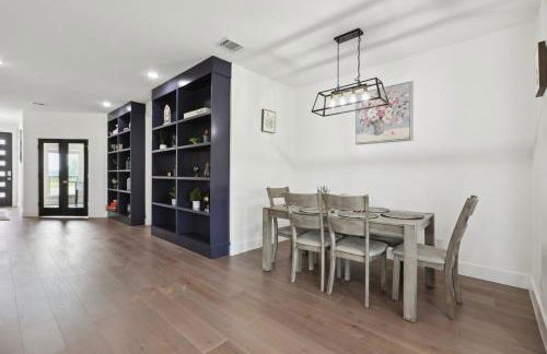 Modern Farmhouse in McDade - Foto 31