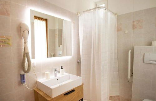 Residence Hotel Santa Maria piscina e wellness - Foto 11