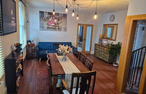 Marketplace Glastonbury - Photo 13