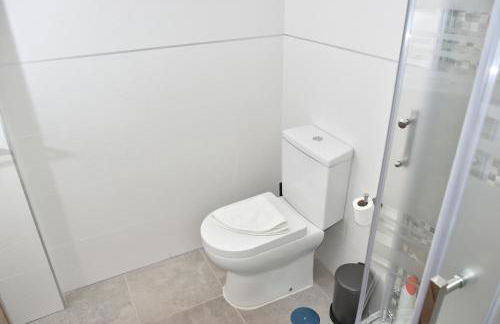 Spectacular Apartment 8 pax/4 rooms & Free Parking - Photo 25