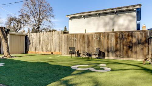 Clear Lake Living! Pet-Friendly Gem with Fenced Yard - Foto 4