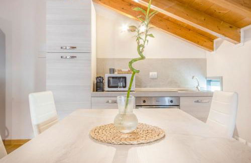 Stazione 200m - Wifi - Aria condizionata - Smart TV - Photo 6