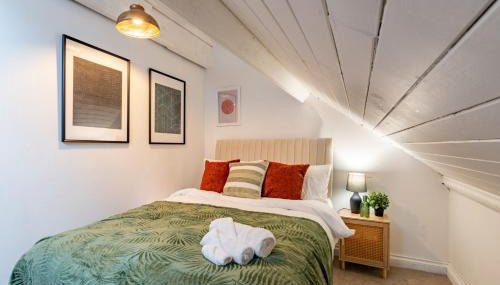 Madison House - Converted Church 5 Bed Pontypool - Foto 2