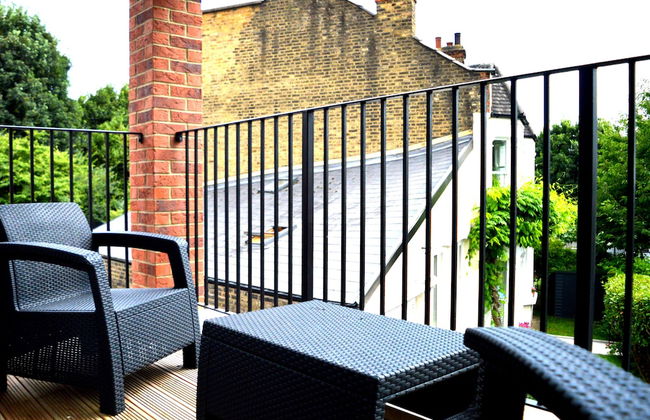 Kew Bridge by Charles Hope - Foto 37