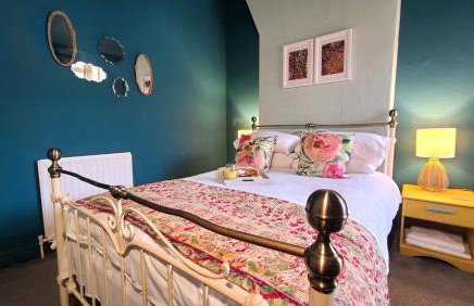 Paget Cottage a cosy and comfy 2 bedroom cottage with parking to the rear and a short drive from Cannock town centre - Foto 10