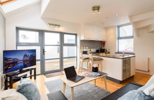 City Retreat, 2 Bed House with Cloudstream Hot Tub - Foto 3