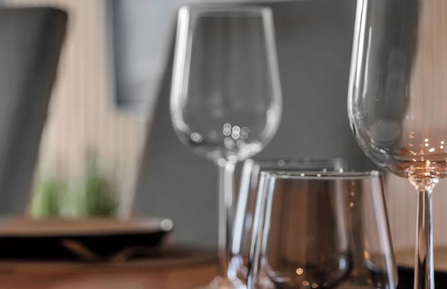 Arctic Homes - Premium Plaza - Photo 18