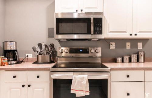 P8G Remodel 2BR/2BA downtown ATL-Parking & Balcony - Photo 20