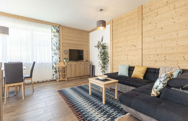 Spacious Chalet With Sauna - Photo 10