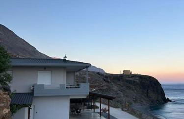 Seafront house with private beach in South Crete - Foto 6