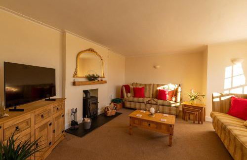 Hawthorn Farmhouse - Photo 15