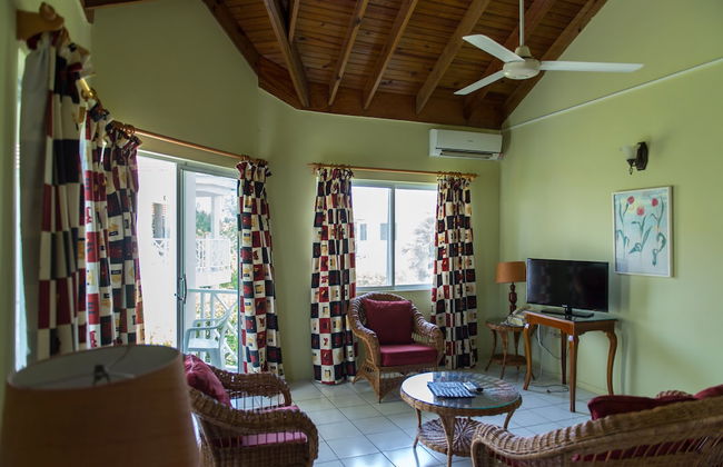 Pipers Cove - Runaway Bay - Photo 11