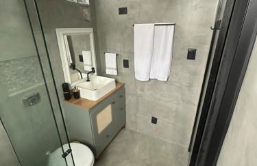 Casinha 2Q com churrasqueira com Ar condicionado - Praia da Armação - Foto 9