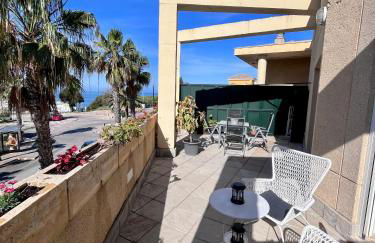 GATU Villa Atardecer en la playa de las Redes " Preferente mayores de 21 años y familias " - Foto 7