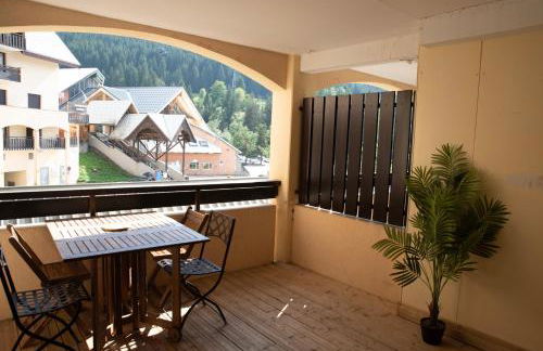 Poutran 2, studio 4 personnes au pied des pistes avec grande terrasse - Foto 2