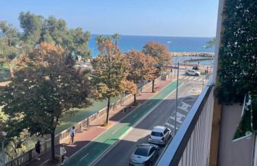 VUE SUR MER - Magnifique appartement tout confort - Terrasse et parking privé - Foto 6