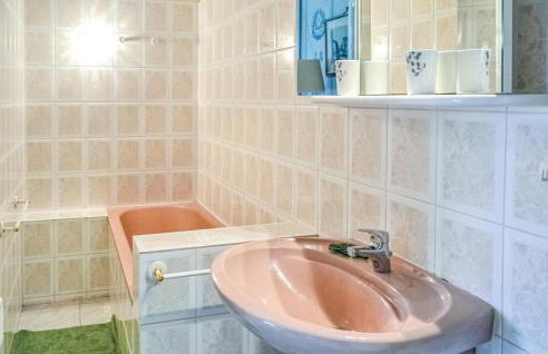 10 Bedroom Cozy Home In Allonne - Foto 46