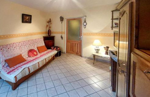 2 Bedroom Lovely Home In Bas-En-Basset - Foto 2
