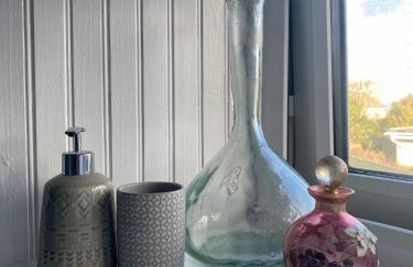 The Painter’s Retreat - Photo 17