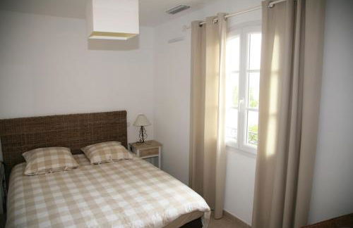 Golf de Pont Royal Villa les Micocouliers climatisée 4 chambres Piscine chauffée Parking - Foto 20