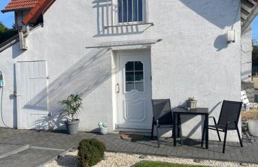 Kleine gemütliche Einliegerwohnung mit Garten und Pool - Foto 2