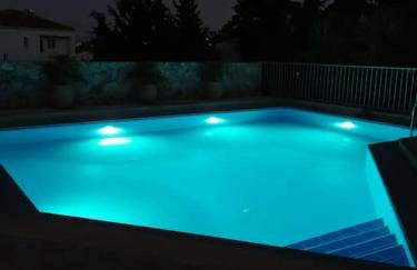 Christinas summer house with pool in Kefalas - Photo 3