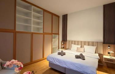 Jomi Stays - Kudamm - Foto 78