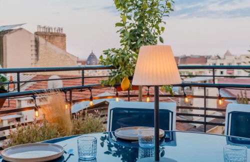 Luxurious penthouse, 2 bedroom suites, 3 spacious terraces, gorgeous views of mountains and sea, - Foto 35