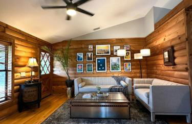 Enchanted Log Cabin Retreat Near Bradenton and St Pete - Photo 2