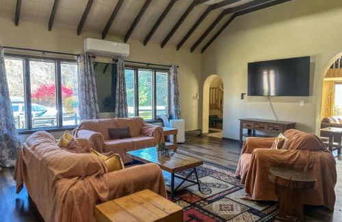 Heated Indoor Private Pool Stream Front Game Room - Photo 18