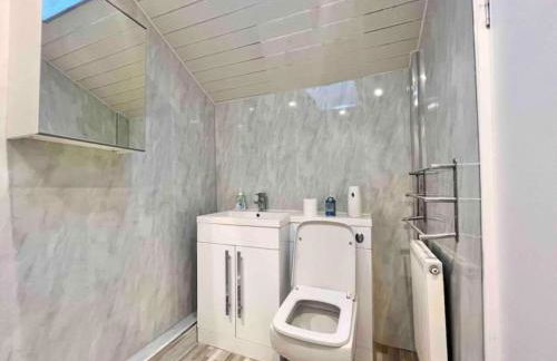 Spacious 3 Bedroom Home In Glasgow - Free Parking - Foto 21