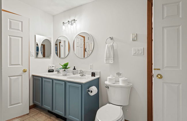 Mews Mountain House by Avantstay Walk to Beach Hot Tub Game Room - Foto 34