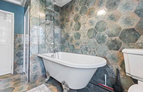 #54 The Balti Cottage Apartment - Sleeps 5 - Close to Kingsbury Water Park - " Perfect for Contractors and Families - Free parking" - Foto 50