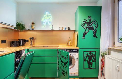 EDLER WOHNRAUM Disney Marvel Studio mit Balkon, Boxspringbett, Kaffeevollautomat, Lift & Parkplatz - Foto 19