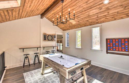 The Ultimate Luxury Retreat on Lake Burton! - Foto 11