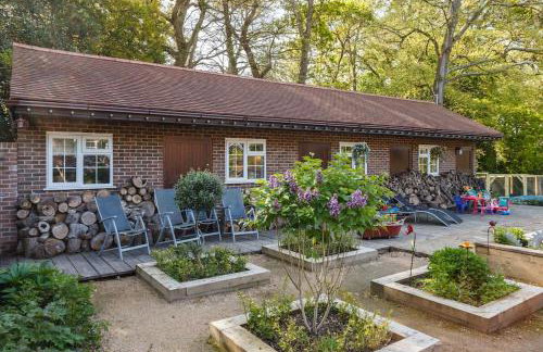 The Stables - 2 bed with large garden and hot tub. - Foto 35