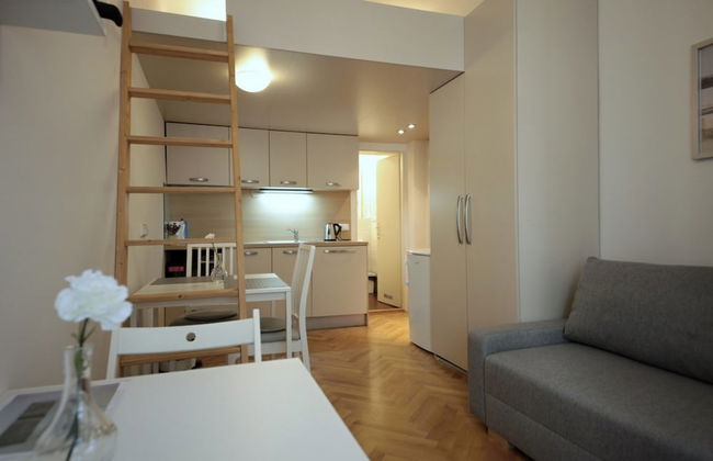 City Castle Aparthotel - Foto 8