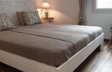 APARTMENT MARINA CALADOR HARBOURVIEW AIR CONDITION POOL GARDEN TERRASSE PORTO CARI spectacular location - Foto 26