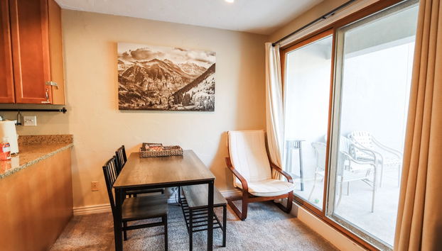 Essbereich im Zimmer