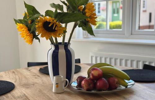 Silverstone Paddock Retreat - Photo 11