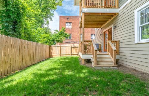 Downtown Retreat - Private Yard- Parking - Foto 5