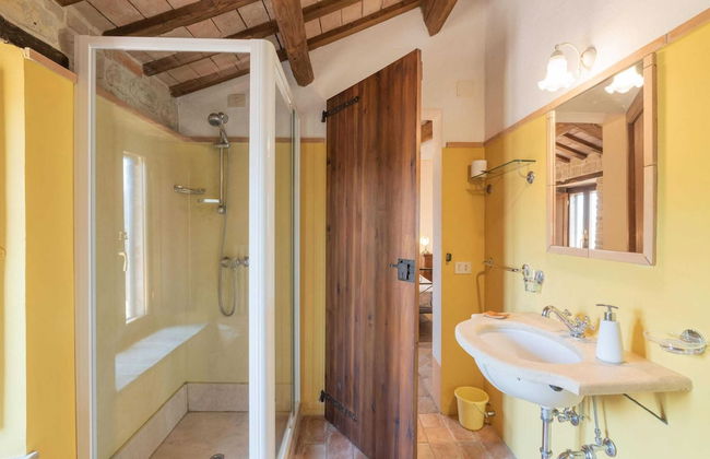 Gorgeous Apartment With Pool Near Sibillini Mountains - Photo 51