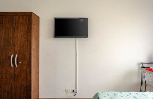 APARTAMENTO, ATÉ 4 PESSOAS,20 Metros da PRAIA do SONHO, PÉ NA AREIA,100 MB WI-FI - Foto 19