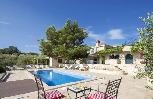 Panoramic Villa in Prgomet, Sea View and Private Pool - Foto 1