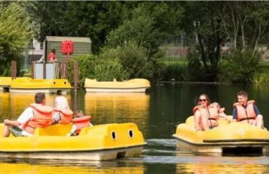 Exquisite Lake lodge in Hoburne Holiday Resort - Valentino Rose Lodge - Foto 55