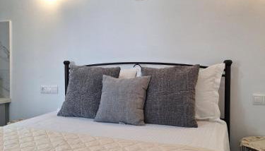 Aegean Traditional Suite Ιn Glinado - Foto 1