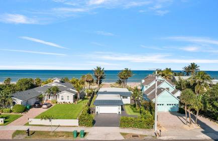 Oceanfront Cocoa Beach Vacation Home Private Beach, Tiki Bar & Family Fun - Foto 50